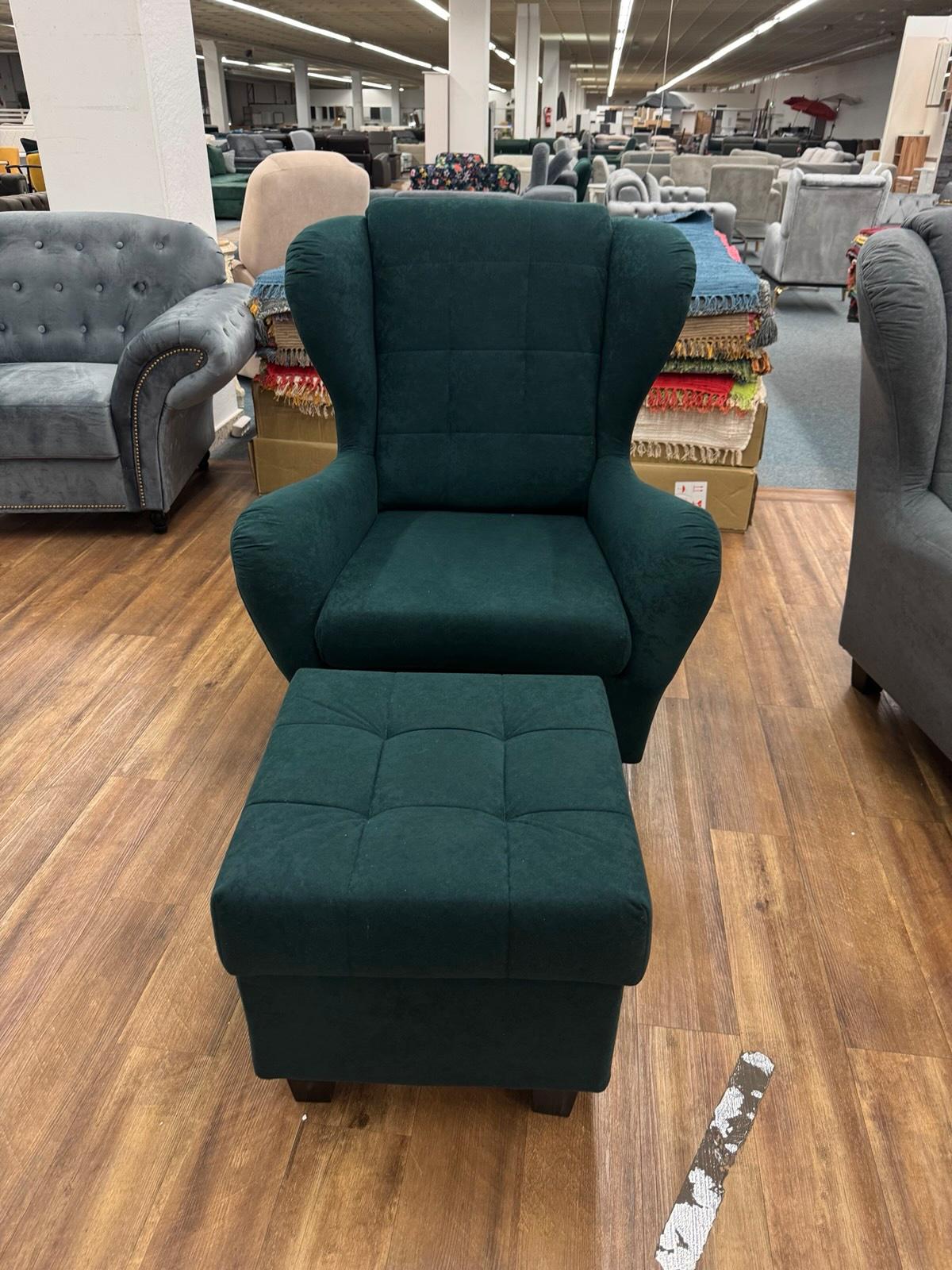 Eleganter Ohrensessel mit Hocker - Dunkelgrün