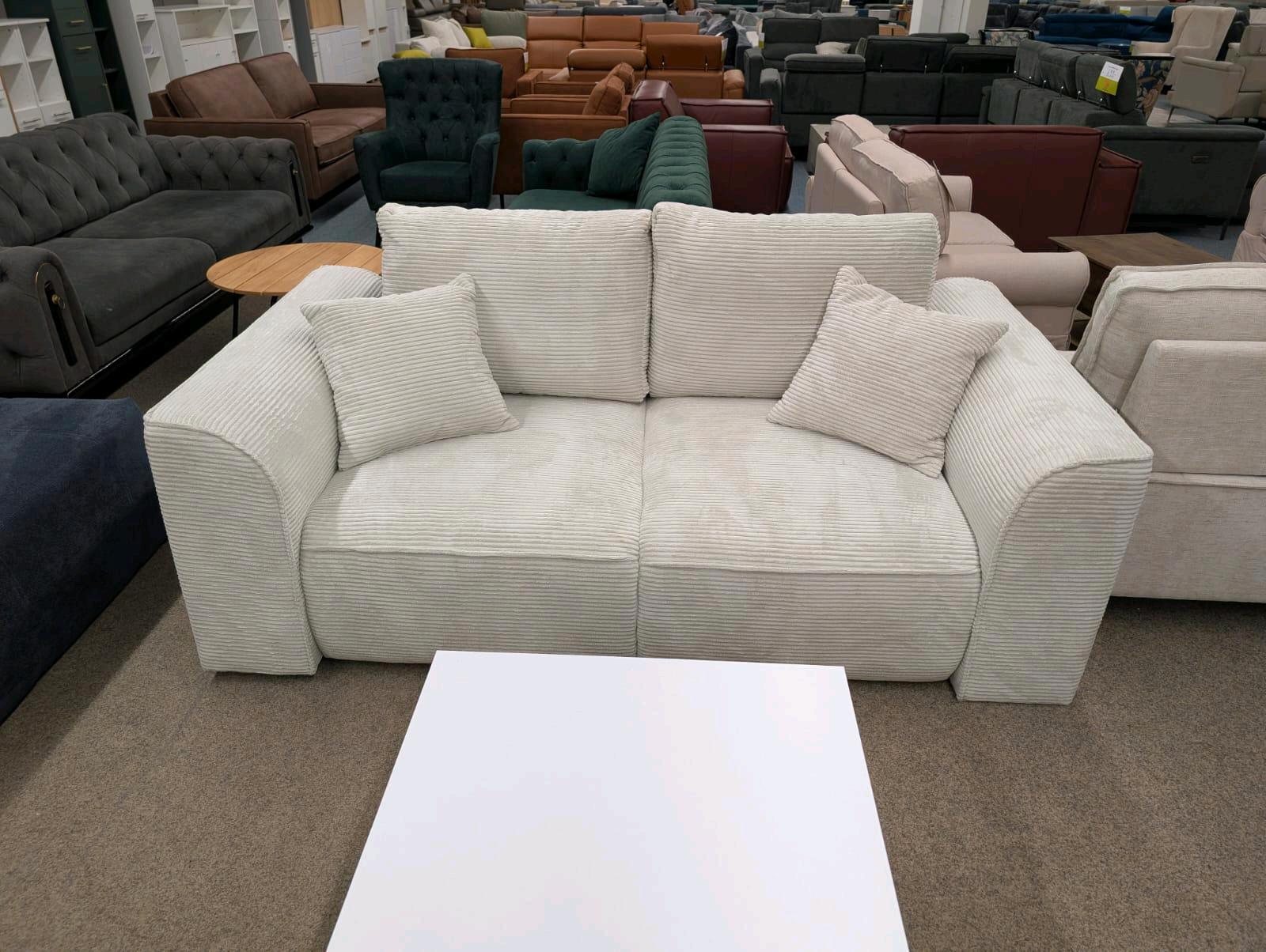 Beige Cord 3-Sitzer Sofa - 499€ statt 799€
