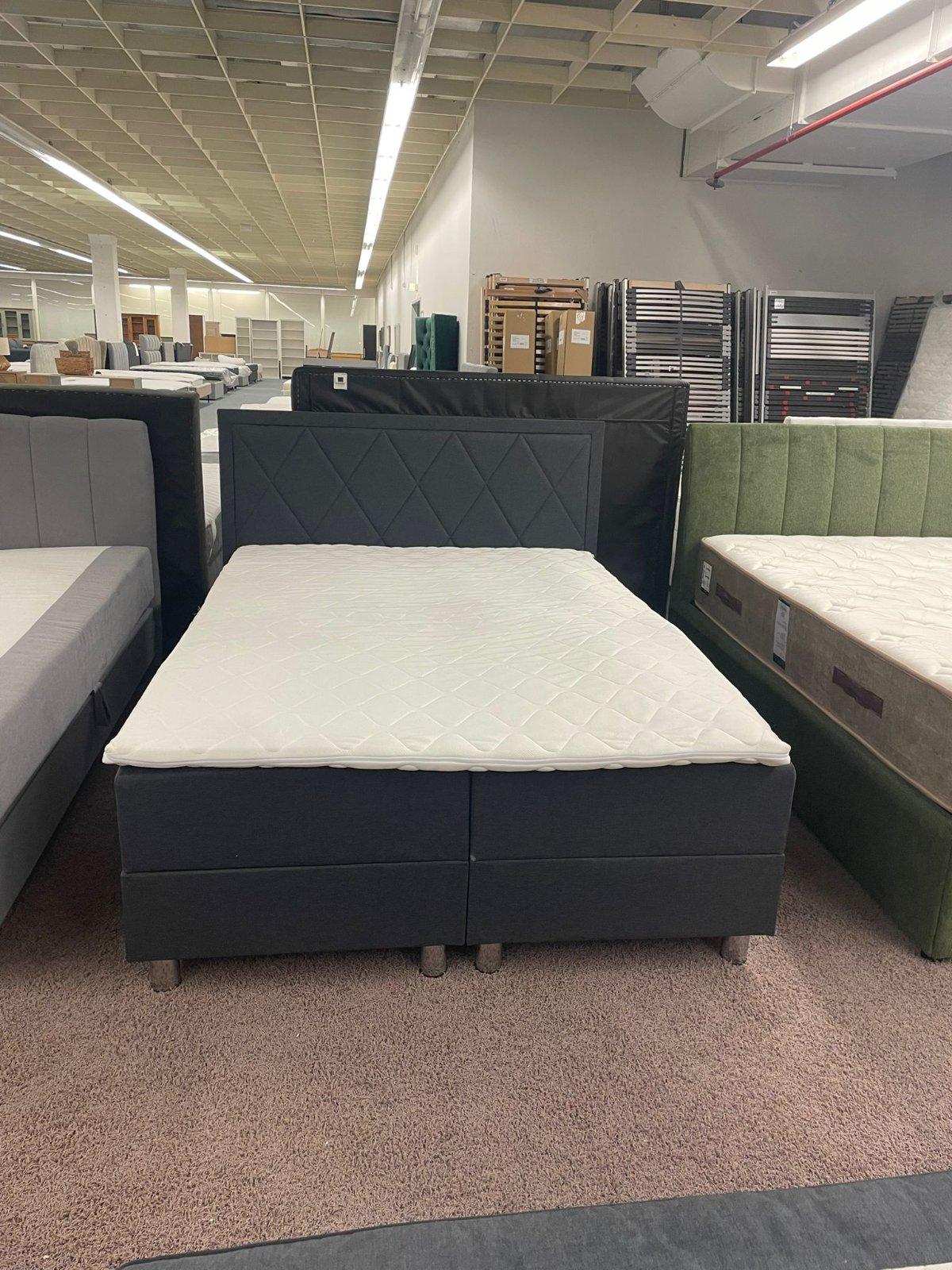 Boxspringbett 140x200 mit Bettkasten, anthrazit