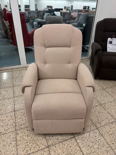 Beiger Relaxsessel mit Seitentasche