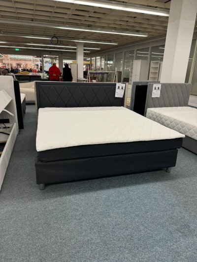 Boxspringbett 180x200 mit Matratze & Topper in Schwarz