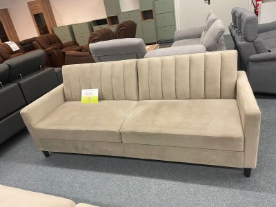 Beige Schlafsofa aus Samt mit Kissen