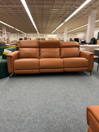 Moderne Leder-Garnitur mit Relaxfunktion